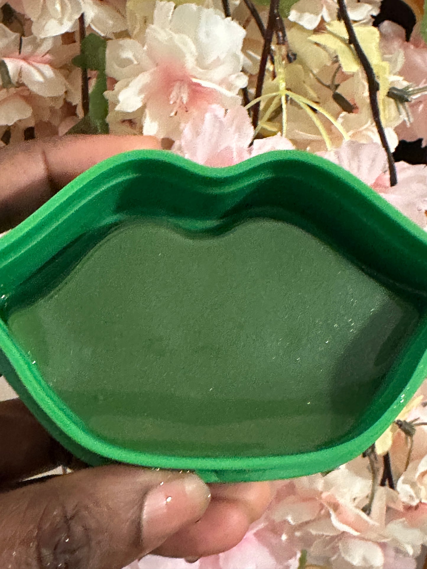 ENCHANTED LIP MASK